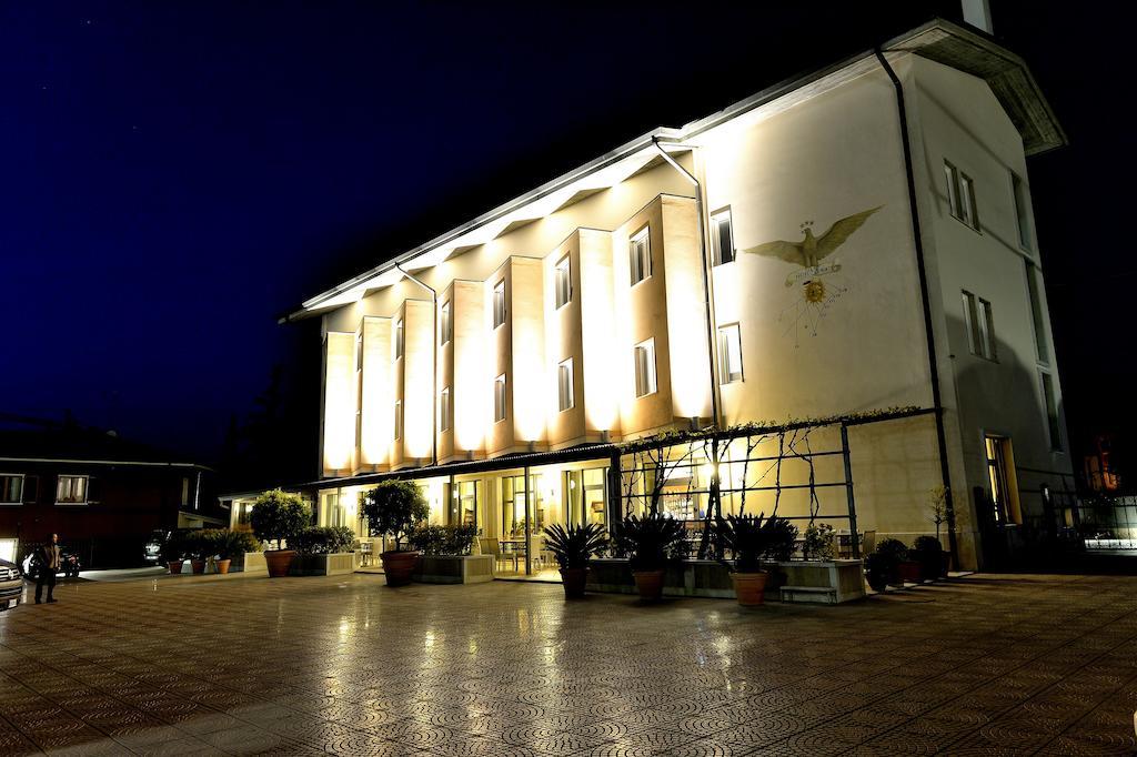 Hotel San Benedetto Peschiera del Garda Exterior photo